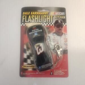 New Dale Earnhardt Sr #3 Goodwrench Flashlight Keychain Nascar 2000 Columbia